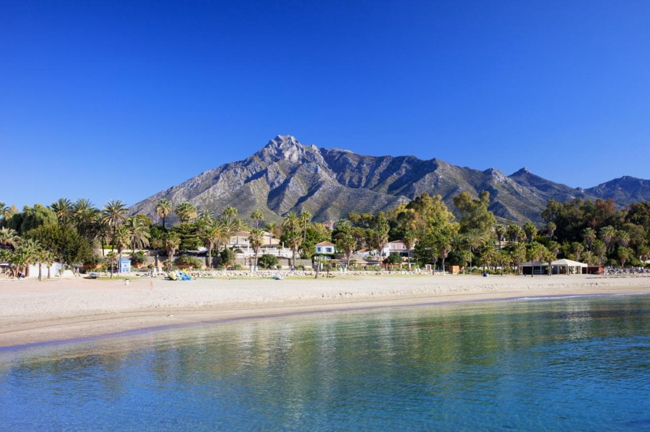 Luxury 3 Bedroom House At La Quinta Golf Course Ocean And Mountain View Benahavís Exterior photo
