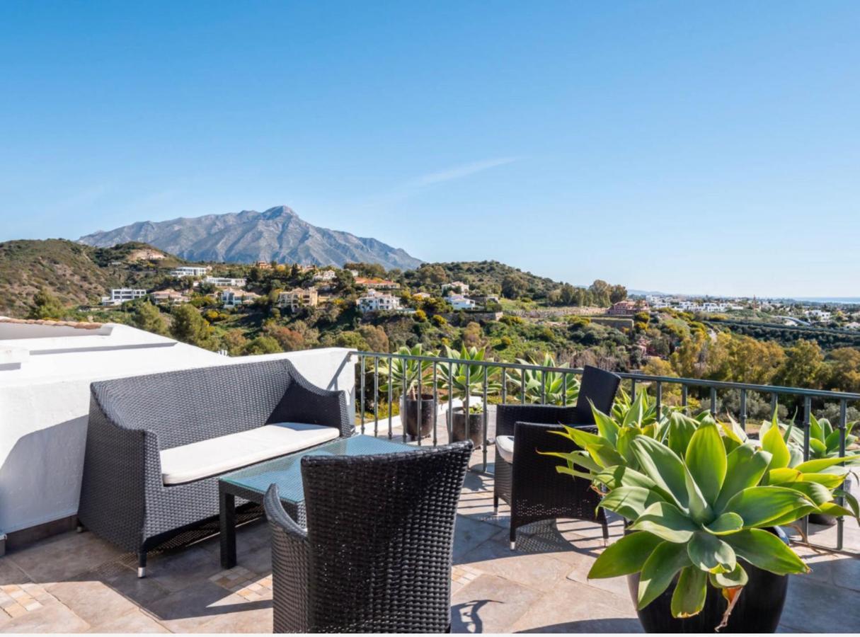 Luxury 3 Bedroom House At La Quinta Golf Course Ocean And Mountain View Benahavís Exterior photo
