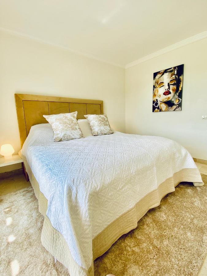 Luxury 3 Bedroom House At La Quinta Golf Course Ocean And Mountain View Benahavís Exterior photo