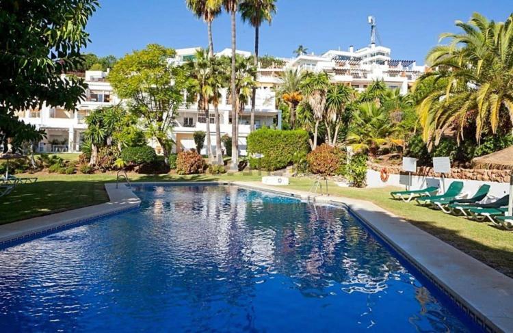 Luxury 3 Bedroom House At La Quinta Golf Course Ocean And Mountain View Benahavís Exterior photo